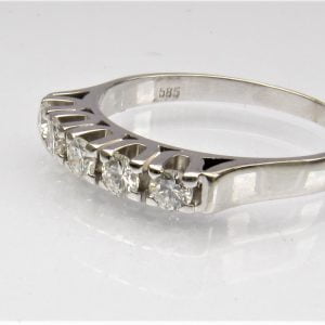 memoire witgoud 0,60 ct.