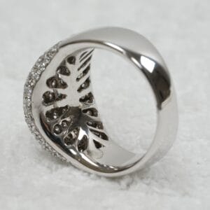 pavéring 18 kt witgoud